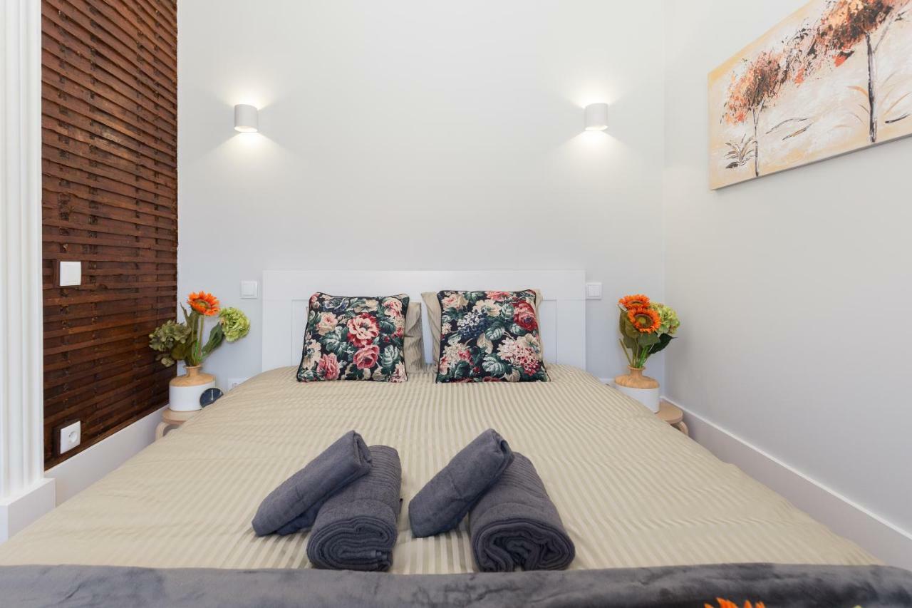 Host Wise - Charming Flat With Netflix - River View ポルト エクステリア 写真